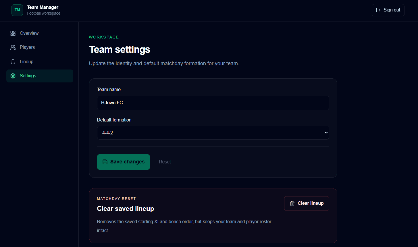 Sports Team Manager settings page showing team and formation controls